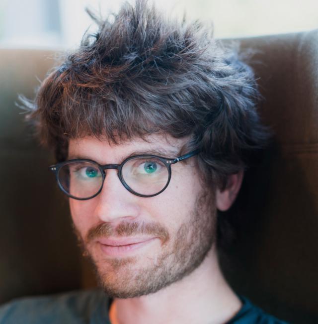 OpenAI的首次公开收购，为什么是这家仅成立两年的八人设计公司？