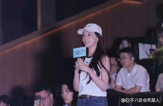 没想到，陈凯歌新片的一张海报，扯开了电影圈的“遮羞布”