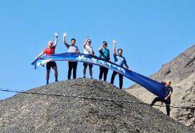 博主拍到小米汽车在新疆路试谍照，雷军卢伟冰“同时同地”出现