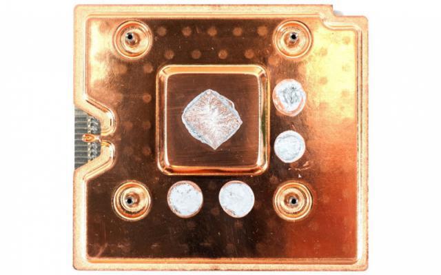 报告称 AMD Radeon Pro W7600显卡存在过热、黑屏问题