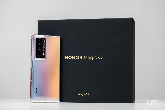 展开只有4.7毫米的折叠屏手机，被荣耀做出来了。