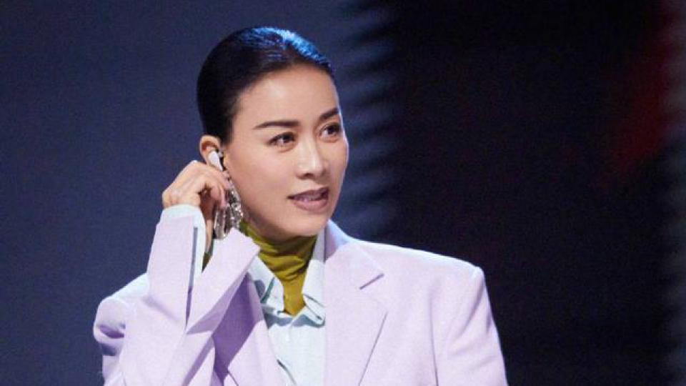 那英紧急取消出演！卷入李玟风波遭甄妮点名批评，已沦为资本商