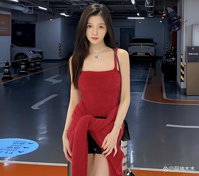 李现绯闻女友怒怼网友，承认离过婚，被问李现恋情：去问他啊