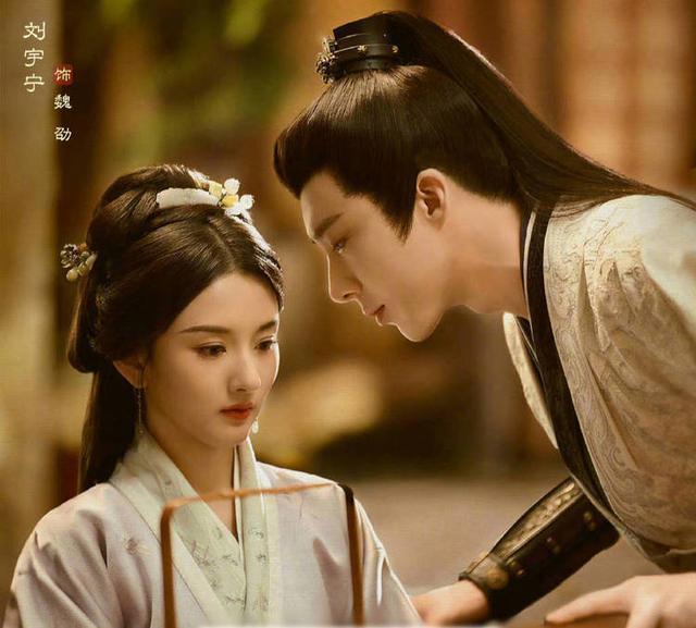 众CP甜蜜营业庆七夕！檀健次周也相视对笑王源文淇鹊桥相会