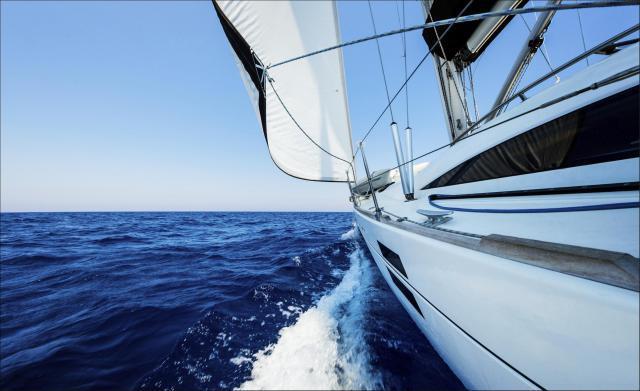 摄像头出海，巨头和大卖角逐千亿市场