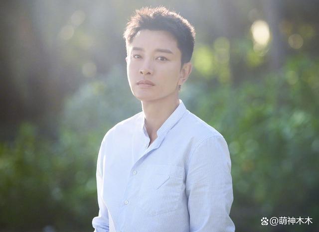 鹿晗关晓彤遭质疑！频繁去日本游玩，为当地旅游做宣传被骂翻