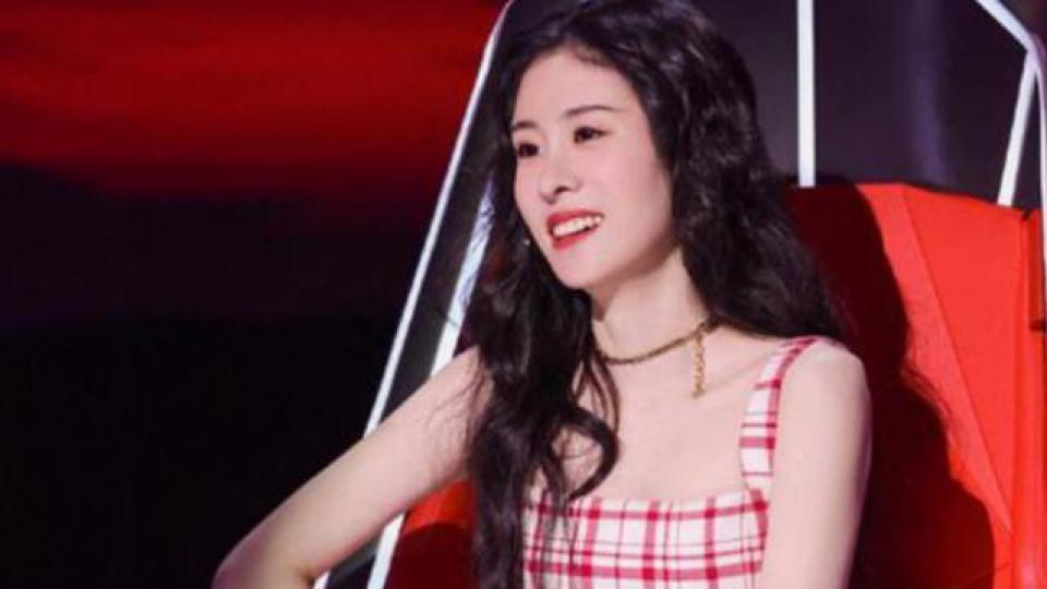 曝3000万买《中国好声音》冠军是女选手，2人疑点最多
