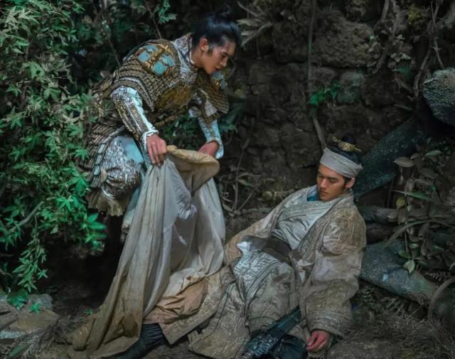 娱乐圈的拜高踩低，在《封神》的“质子团”身上体现得淋漓尽致