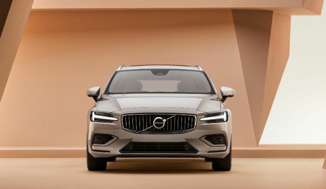 2024 款沃尔沃 V60 旅行车上市，售 30.43 万元起