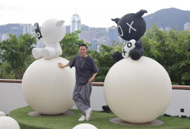 刘德华曝光11岁女儿画作，赞女儿是艺术家还遗传唱歌天分