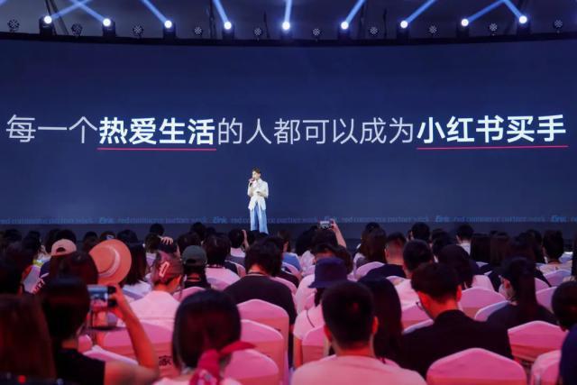 苹果 iPhone 低电量模式是否有用，博主实测揭秘