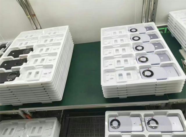 华为Mate 60真机曝光，或将与iPhone15同日发布，余承东硬刚库克胜算有几分