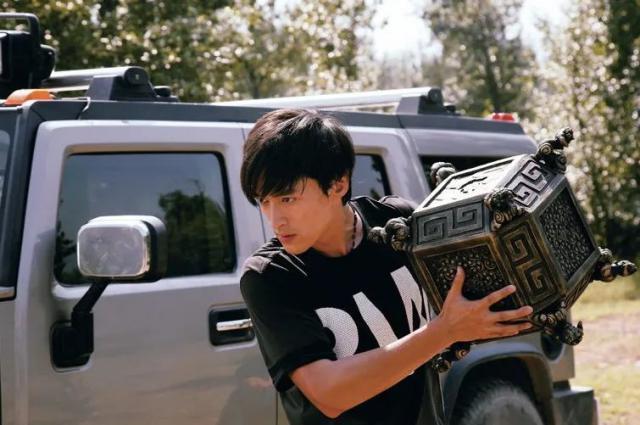 胡歌：退圈快乐，好好活着