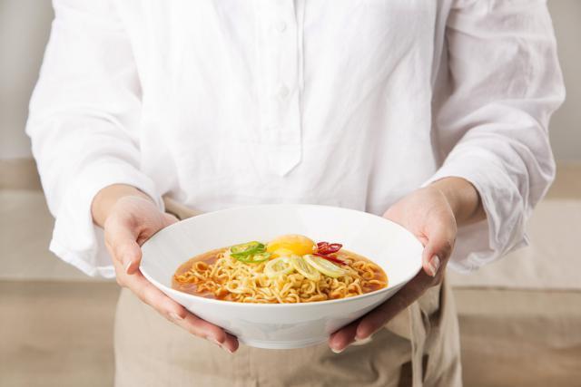 消失在货架的今麦郎