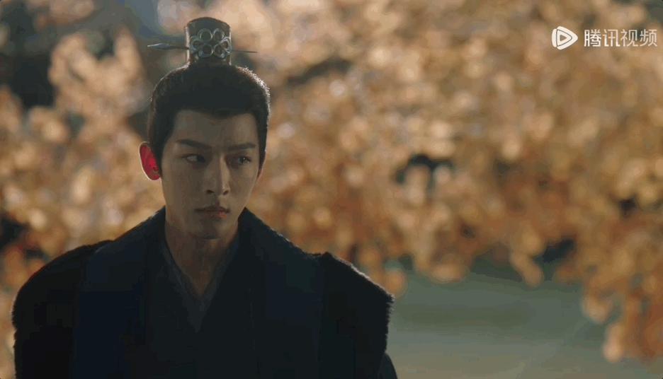 杨紫都捧不红的男星，该考虑退圈了
