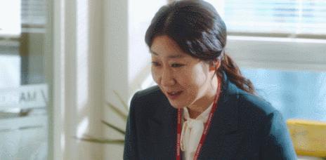 救命，这锅凭什么她来背