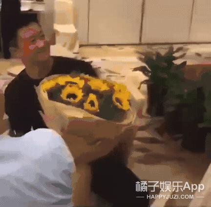 她被霸凌过？从红极一时到查无此人，当年到底发生了什么？
