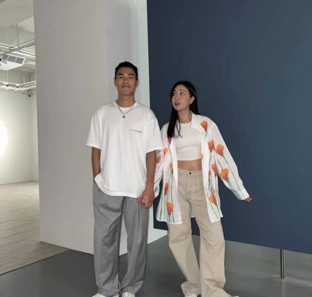 未婚先孕，三年二胎，这对明星夫妻太甜啦