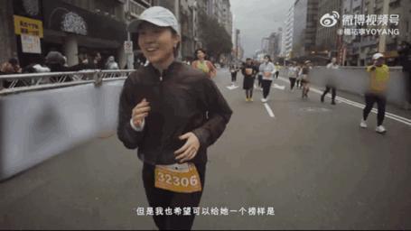 未婚先孕，三年二胎，这对明星夫妻太甜啦