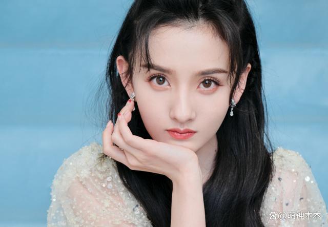 宋祖儿税务风波后续，相关视频和首页被清除，被曝不止偷漏税