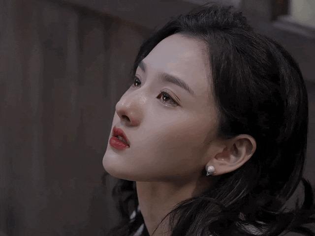 「偷税」只是加速了她糊的进度