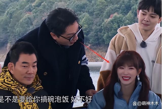 《好声音》停播8天，网曝制片人和华少被调查，还能复播吗？