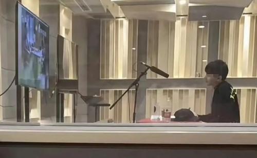 李易峰被封杀一年后首露面，更恶心的一幕发生了……