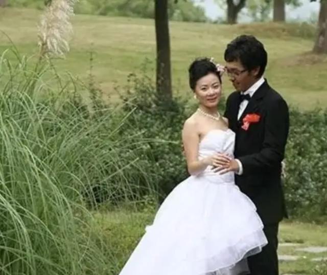 网传主持人华少因违法被带走，还说他很憔悴，网友：假消息
