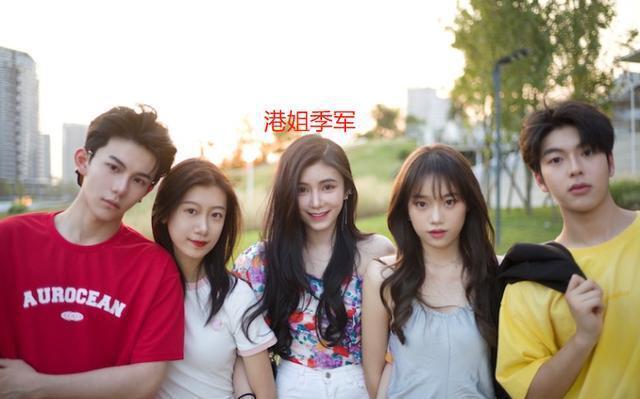 港姐亚军风波不断，被港媒封“没朋友”，友人都找季军借