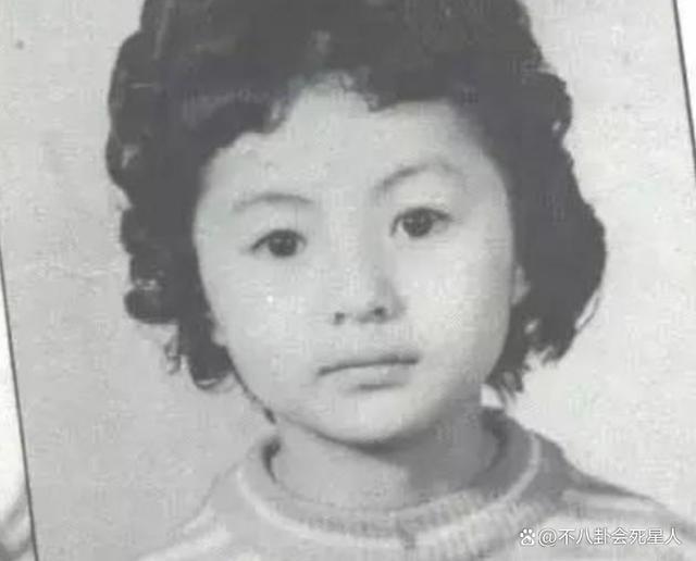 “最美霸王花”李赛凤：两嫁两离，出轨豪门干儿子，58岁复出