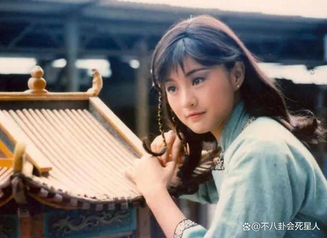 “最美霸王花”李赛凤：两嫁两离，出轨豪门干儿子，58岁复出