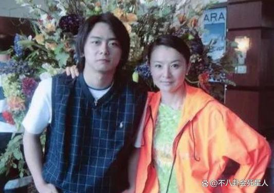 “最美霸王花”李赛凤：两嫁两离，出轨豪门干儿子，58岁复出