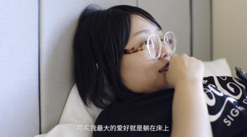 再上热搜的李雪琴,变了