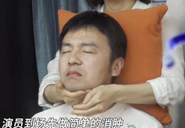 没上映就火遍全网，张国立终于在张艺谋手里找回最好的演技