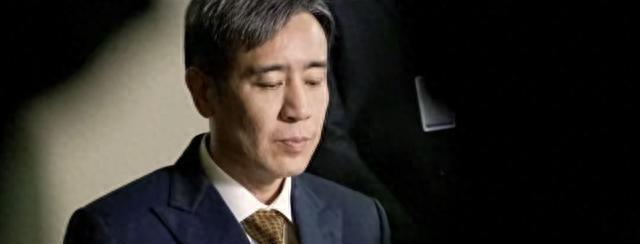 没上映就火遍全网，张国立终于在张艺谋手里找回最好的演技