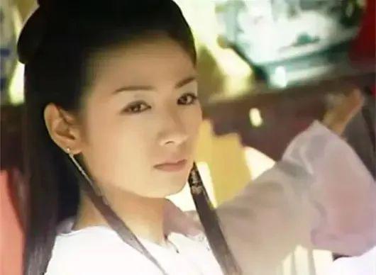 碰瓷“第一美女”，她怎么敢的？