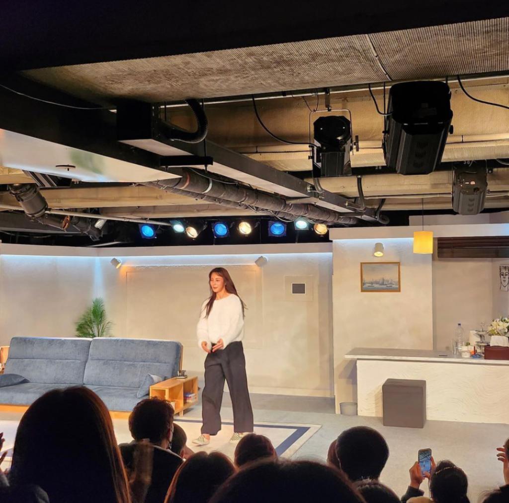 哇！这位全能美女艺人官宣结婚啦