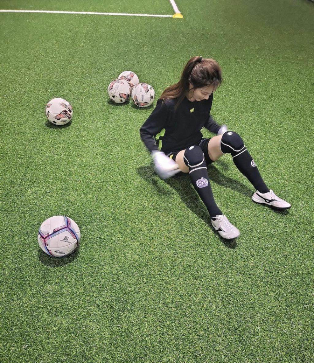 哇！这位全能美女艺人官宣结婚啦