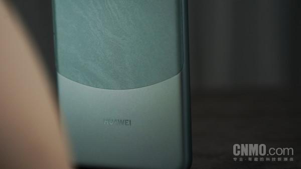 华为Mate60 Pro快速上手：手感很不Mate 但很遥遥领先
