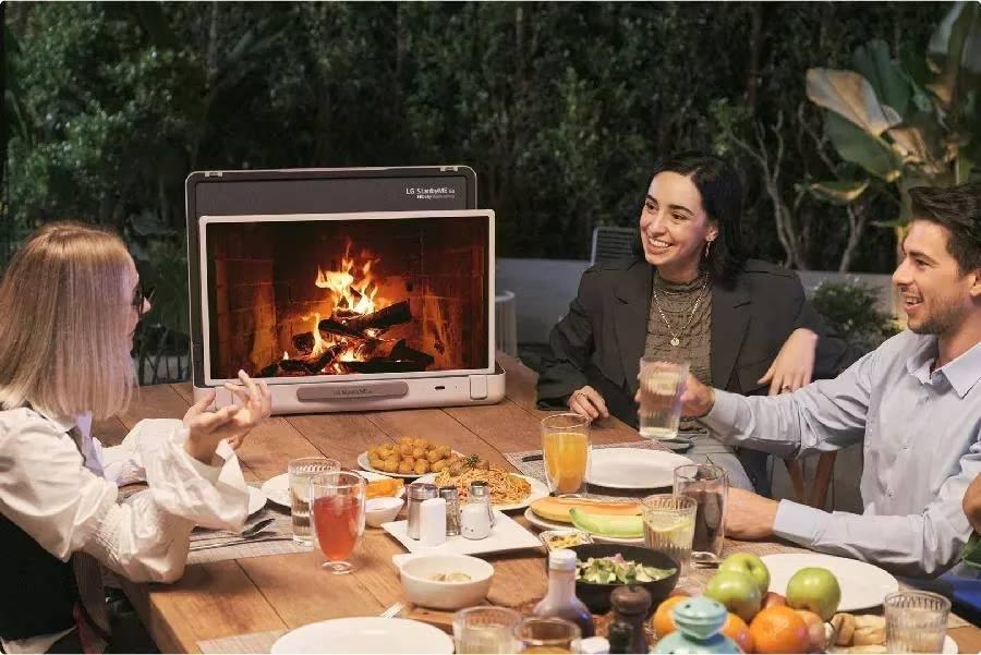 没开玩笑，LG 做出了钢铁侠「MARK 5」电视