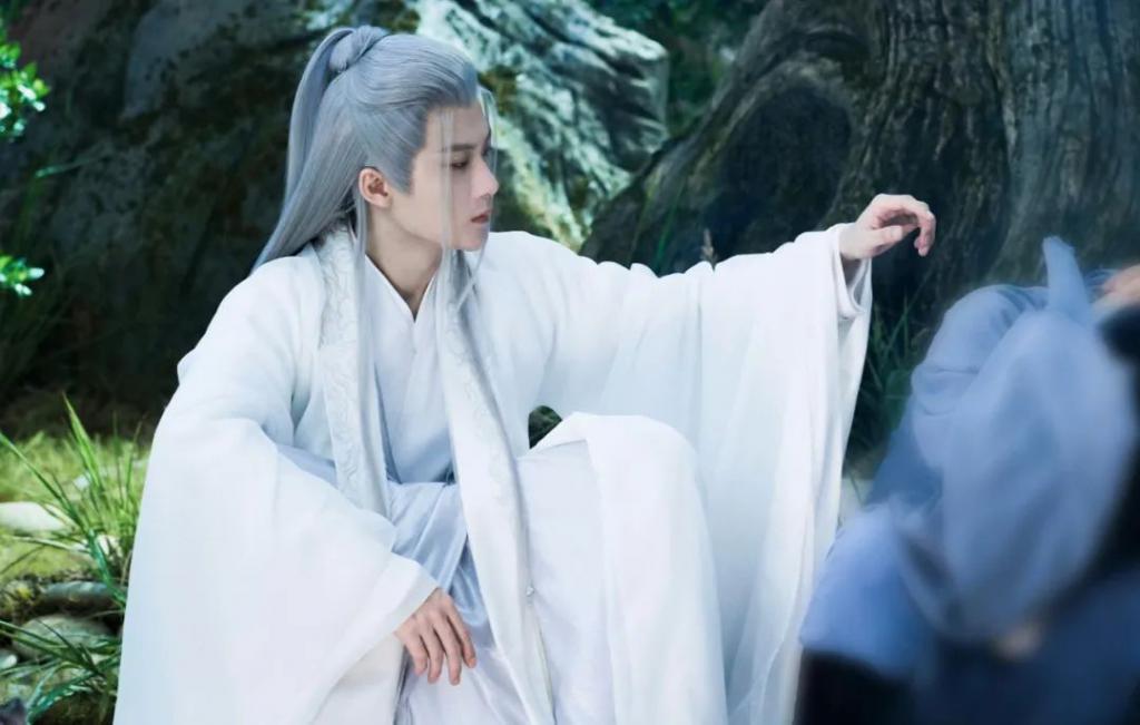 “热度”与“口碑”双双跃迁，檀健次靠什么出圈？
