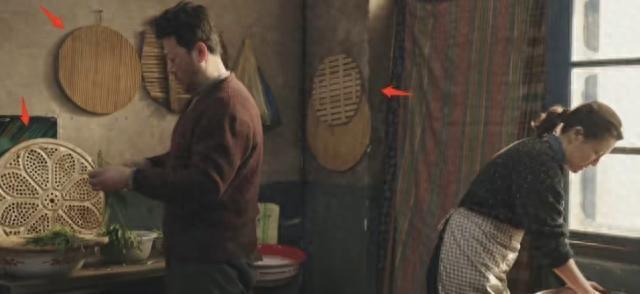 张晚意起球的衣领，打了多少国产剧“假穷人”的脸