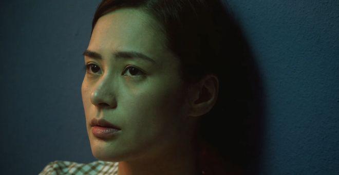 钟欣潼翻拍《监狱风云》差评漫天，首日票房仅77万