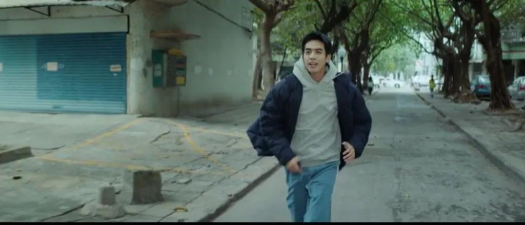 又扑一部，这俩人可以直接避雷抬走了