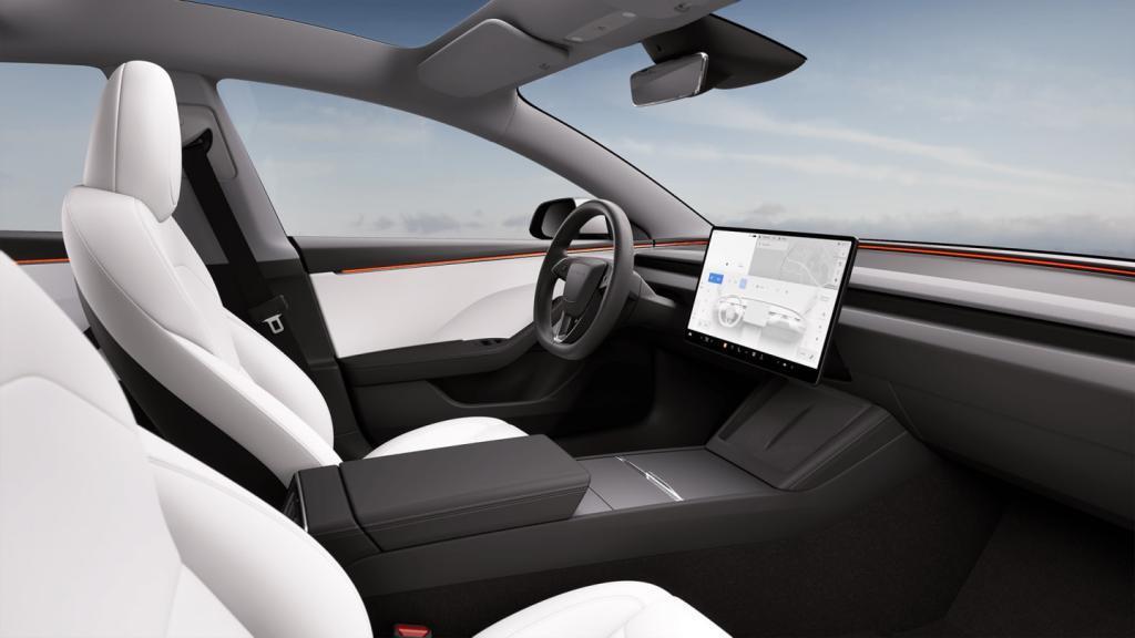特斯拉Model 3闪现上新,它这次也想玩豪华了。