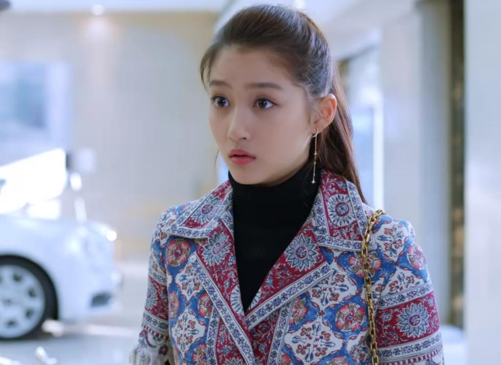 张天爱关晓彤人美造型丑，这部剧竟积压了5年才播，审美好土