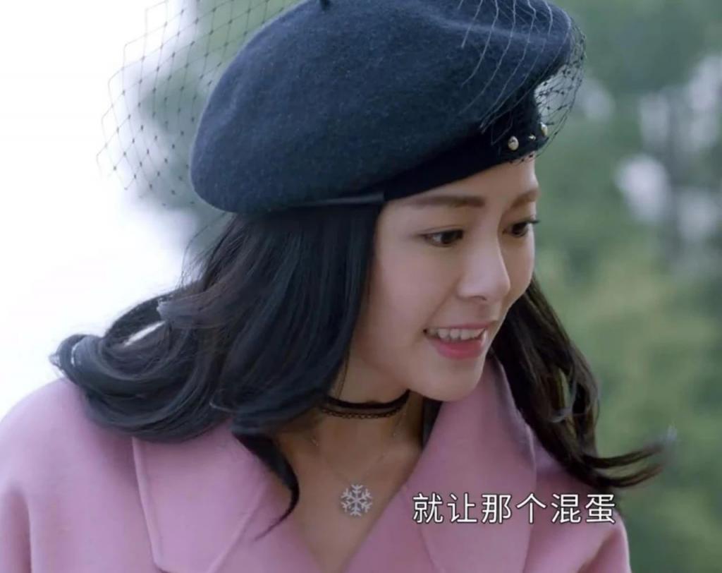 张天爱关晓彤人美造型丑，这部剧竟积压了5年才播，审美好土