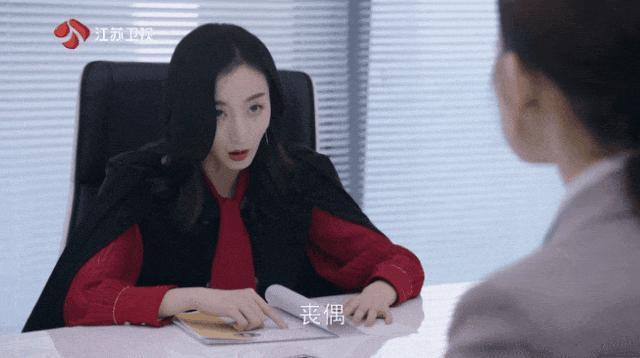 国产「颜霸」，一无是处！她被骂，真不冤