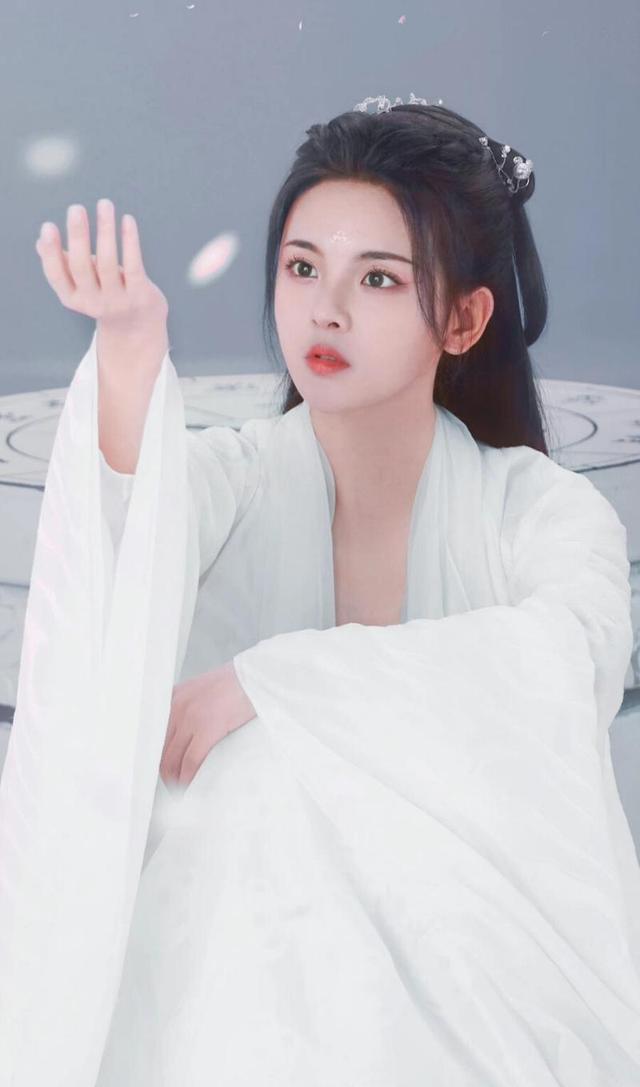 《七时吉祥》杨超越怎样也挽救不了扑街的事实！