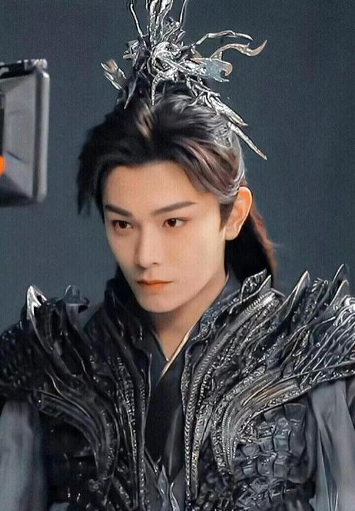 《七时吉祥》杨超越怎样也挽救不了扑街的事实！